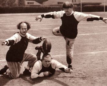 https://mediaproxy.tvtropes.org/width/350/https://static.tvtropes.org/pmwiki/pub/images/the-three-stooges-football.jpg